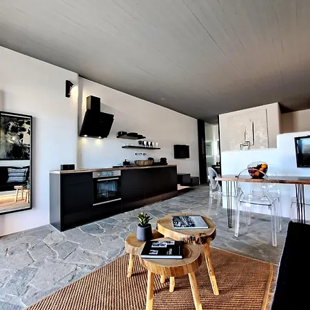 Casa Vento Ano Mera