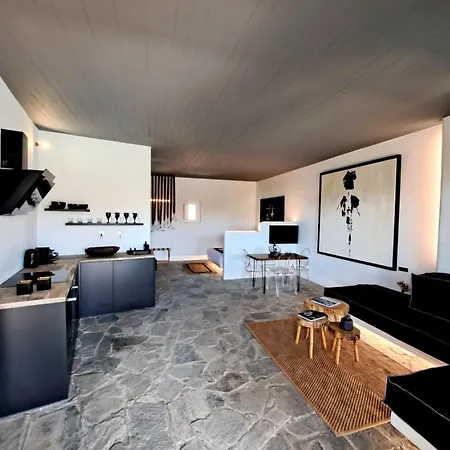Casa Vento * Ano Mera