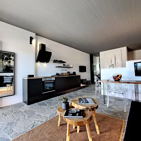 Casa Vento Ano Mera